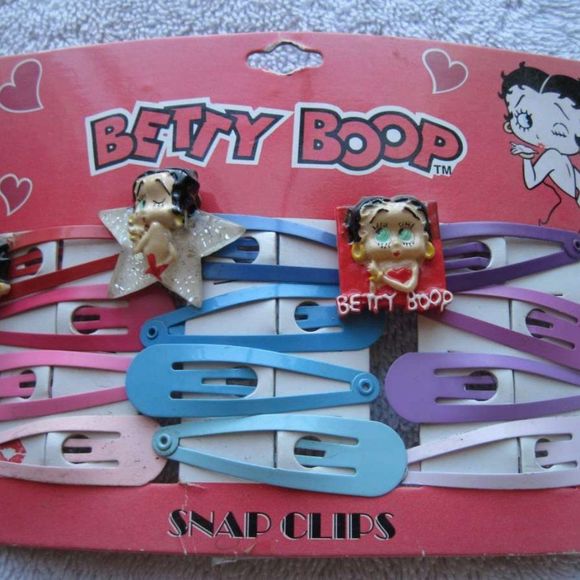 24 Colorful Betty Boop Snap Hair Clips Plastic Decorative Figures Sparkly Star - Picture 4 of 12